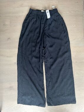 Abercrombie & Fitch Black Relaxed Wide-Leg Joggers